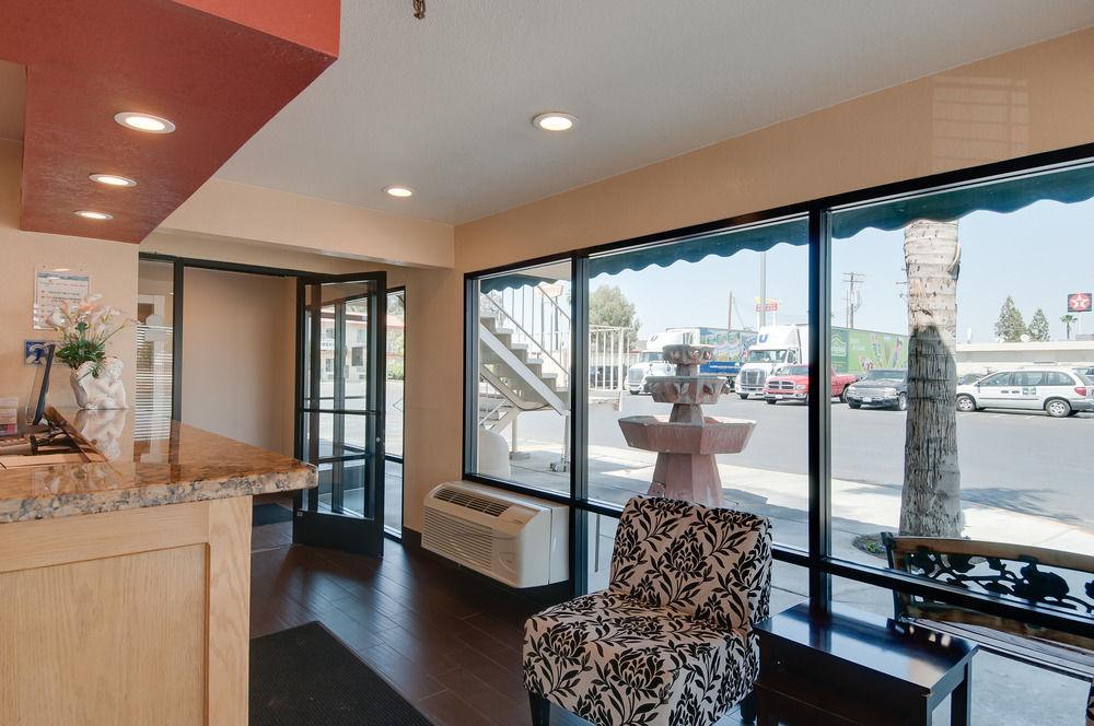 Vagabond Inn Bakersfield South Εξωτερικό φωτογραφία